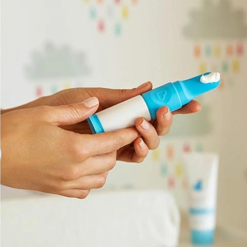 Munchkin Booty Brush Diaper Cream Applicator, Blue, NWOT